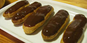 Eclair au chocolat