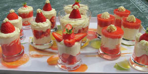 Verrines Fraises crÃ¨me diplomate